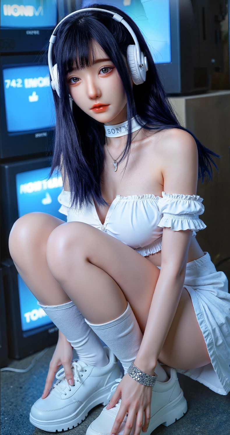 Mia｜5ft7/169cm E-cup 100% Silicone Signature Asian Curvy Athletic Sex Doll